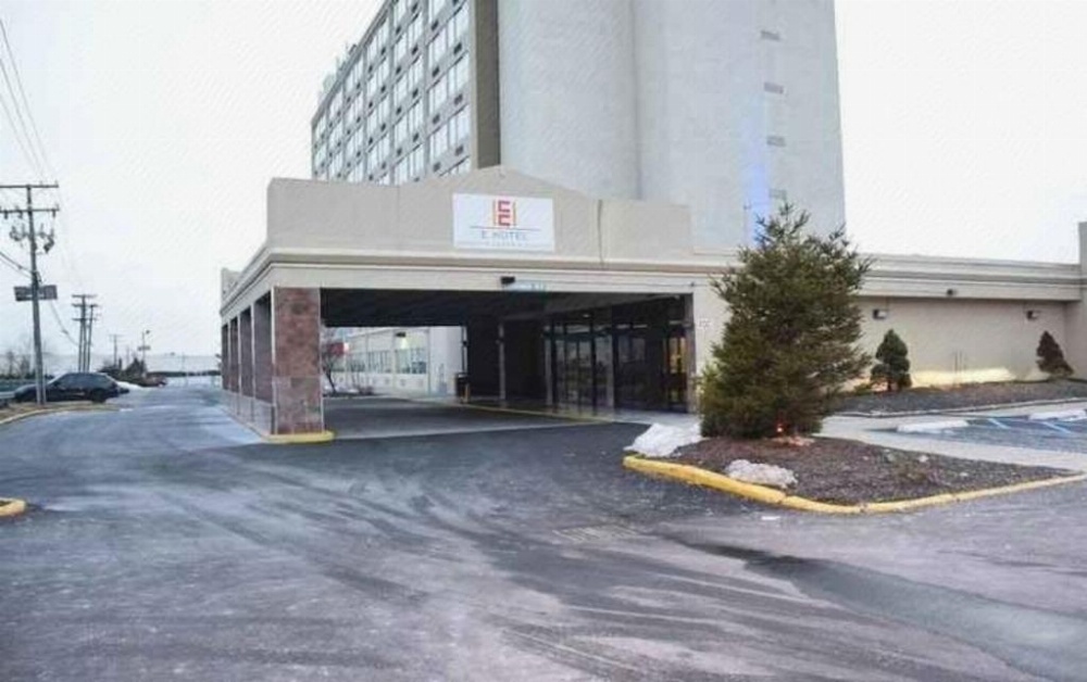 E Hotel Banquet & Conference Center