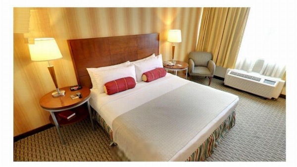 E Hotel Banquet & Conference Center image 13